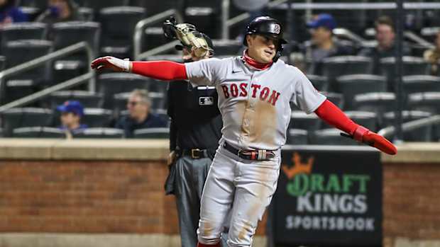Red Sox Trading Kiké Hernández to Dodgers, per Report